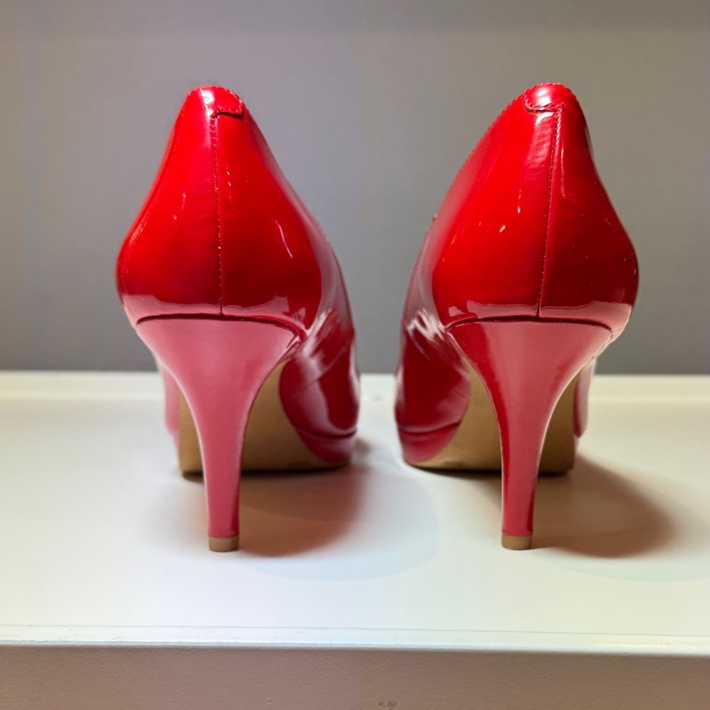 Vince Camuto Glossy Red Heels - Picture 3 of 4